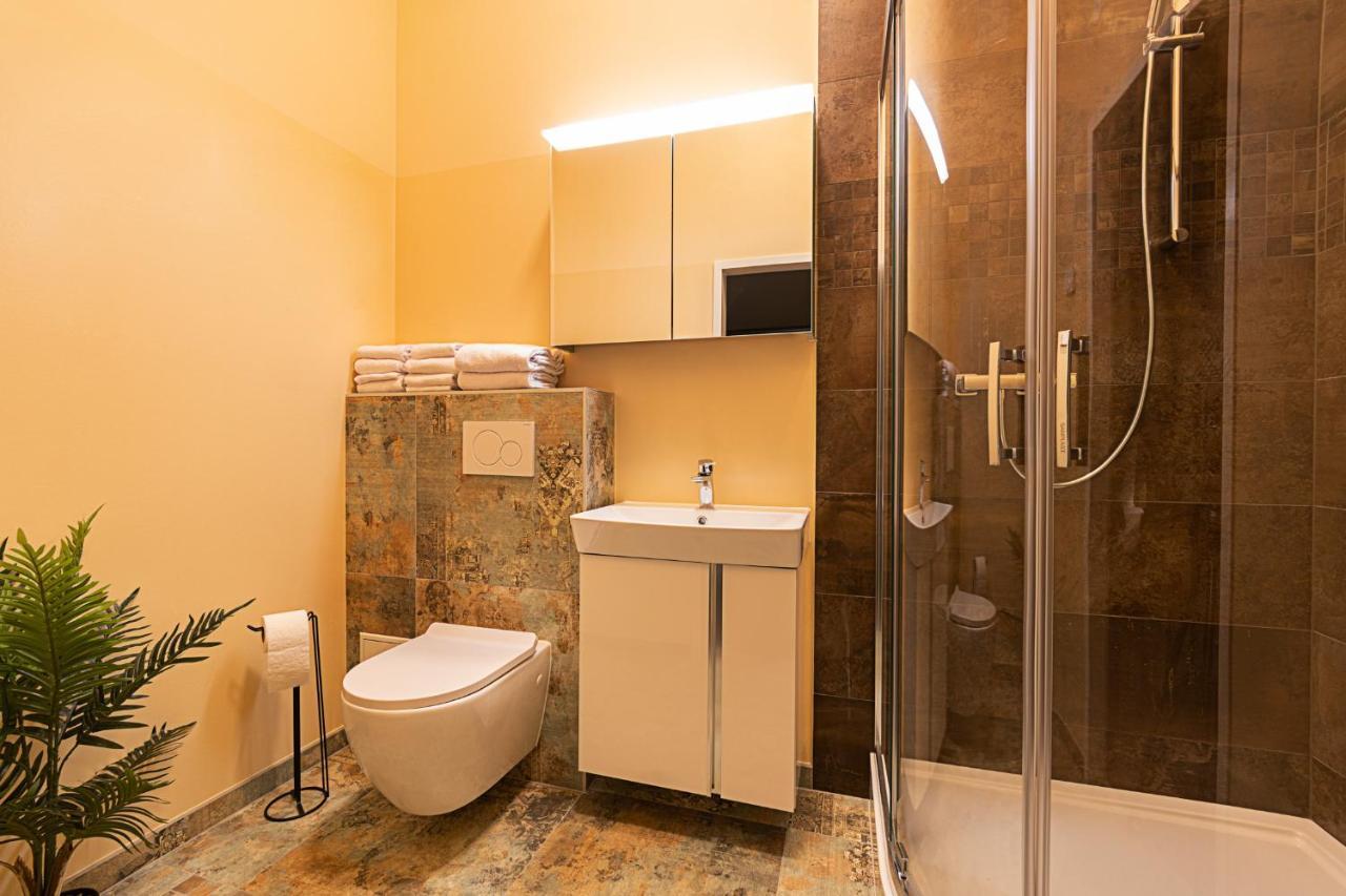 Fabric Apartments Dettingen an der Erms Εξωτερικό φωτογραφία