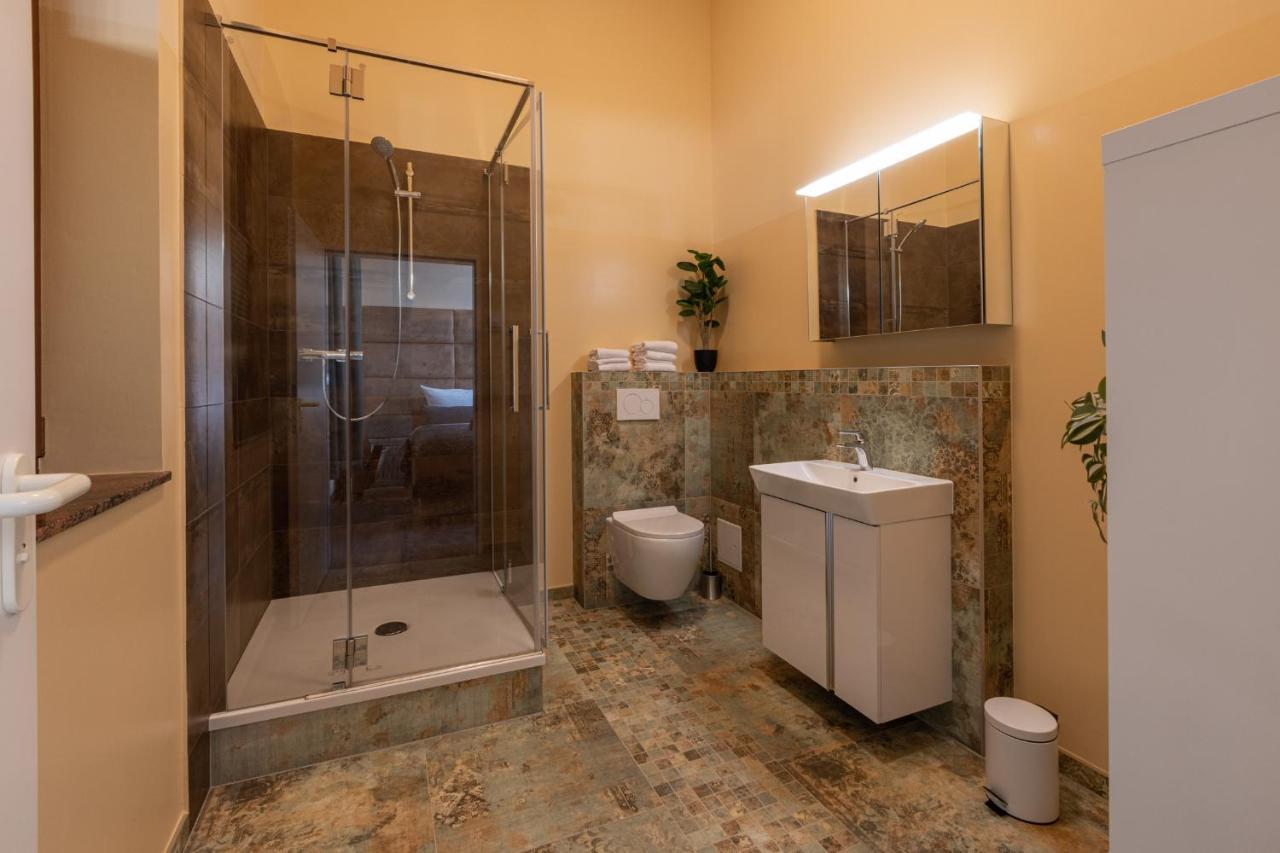 Fabric Apartments Dettingen an der Erms Εξωτερικό φωτογραφία